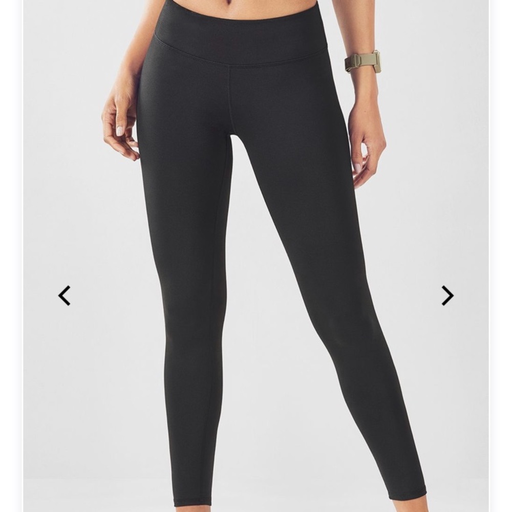 Fabletics Salar Solid Powerhold 7/8 Black Leggings